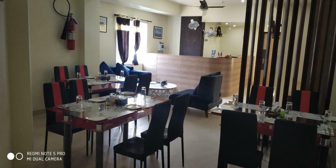 Hotel Landmark Port Blair Extérieur photo