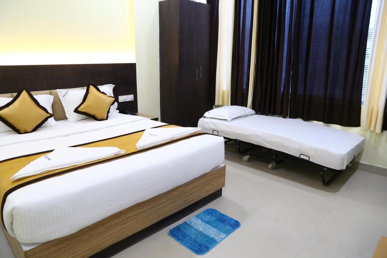 Hotel Landmark Port Blair Extérieur photo