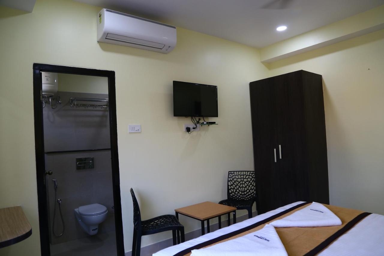 Hotel Landmark Port Blair Extérieur photo